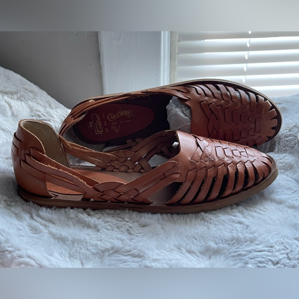 Brown sandles